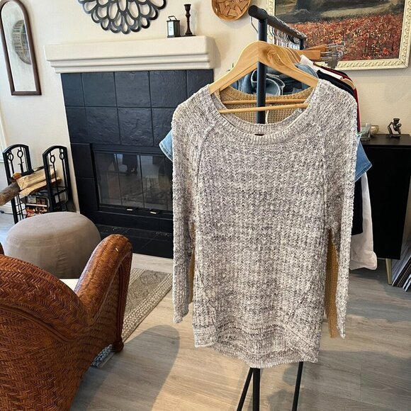 Free People Sweater Womens SZ S/P Raw Edge Inside Out Open Knit Tunic Boho Indie - Picture 16 of 16